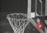 Immagine di Partita di basket Portland Oregon USA, 1965, secondo 26 filmato di repertorio 65675063255