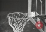 Immagine di Partita di basket Portland Oregon USA, 1965, secondo 27 filmato di repertorio 65675063255