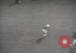 Standbild Fußballspiel Chicago Illinois USA, 1965, aus Sekunde 13 historischem Filmmaterial Videoclip 65675063259