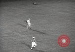 Standbild Fußballspiel Chicago Illinois USA, 1965, aus Sekunde 19 historischem Filmmaterial Videoclip 65675063259