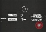 Standbild Fußballspiel Chicago Illinois USA, 1965, aus Sekunde 51 historischem Filmmaterial Videoclip 65675063259