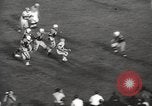 Standbild Fußballspiel Chicago Illinois USA, 1965, aus Sekunde 58 historischem Filmmaterial Videoclip 65675063259