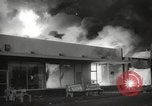 Standbild Schäden durch Krawalle Los Angeles California USA, 1965, aus Sekunde 32 historischem Filmmaterial Videoclip 65675063260