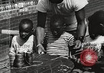 Standbild Negro Kinder New York United States USA, 1935, aus Sekunde 8 historischem Filmmaterial Videoclip 65675063278