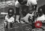 Standbild Negro Kinder New York United States USA, 1935, aus Sekunde 11 historischem Filmmaterial Videoclip 65675063278