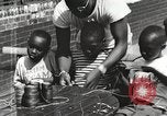 Standbild Negro Kinder New York United States USA, 1935, aus Sekunde 12 historischem Filmmaterial Videoclip 65675063278