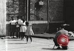 Standbild Negro Kinder New York United States USA, 1935, aus Sekunde 44 historischem Filmmaterial Videoclip 65675063278