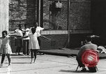 Standbild Negro Kinder New York United States USA, 1935, aus Sekunde 46 historischem Filmmaterial Videoclip 65675063278
