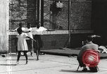 Standbild Negro Kinder New York United States USA, 1935, aus Sekunde 47 historischem Filmmaterial Videoclip 65675063278