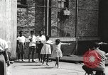 Standbild Negro Kinder New York United States USA, 1935, aus Sekunde 52 historischem Filmmaterial Videoclip 65675063278