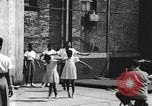 Standbild Negro Kinder New York United States USA, 1935, aus Sekunde 54 historischem Filmmaterial Videoclip 65675063278