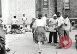 Standbild Afroamerikanische Kinder in Harlem New York City USA, 1935, aus Sekunde 8 historischem Filmmaterial Videoclip 65675063279