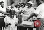 Standbild Afroamerikanische Kinder in Harlem New York City USA, 1935, aus Sekunde 47 historischem Filmmaterial Videoclip 65675063279