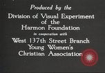 Standbild YWCA Programme für afrikanische amerikanische Frauen 1940 New York City USA, 1940, aus Sekunde 13 historischem Filmmaterial Videoclip 65675063280