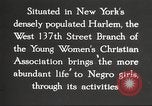 Standbild YWCA Programme für afrikanische amerikanische Frauen 1940 New York City USA, 1940, aus Sekunde 29 historischem Filmmaterial Videoclip 65675063280
