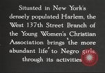 Standbild YWCA Programme für afrikanische amerikanische Frauen 1940 New York City USA, 1940, aus Sekunde 32 historischem Filmmaterial Videoclip 65675063280