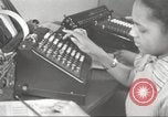 Immagine di Per donna giovane Associazione Cristiana New York United States USA, 1940, secondo 20 filmato di repertorio 65675063281