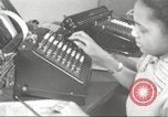 Immagine di Per donna giovane Associazione Cristiana New York United States USA, 1940, secondo 23 filmato di repertorio 65675063281