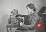 Immagine di Per donna giovane Associazione Cristiana New York United States USA, 1940, secondo 35 filmato di repertorio 65675063281
