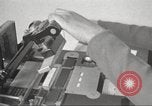 Immagine di Per donna giovane Associazione Cristiana New York United States USA, 1940, secondo 44 filmato di repertorio 65675063281