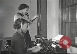 Immagine di Per donna giovane Associazione Cristiana New York United States USA, 1940, secondo 51 filmato di repertorio 65675063281