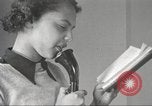 Immagine di Per donna giovane Associazione Cristiana New York United States USA, 1940, secondo 55 filmato di repertorio 65675063281