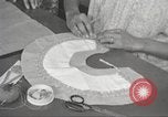 Immagine di Per donna giovane Associazione Cristiana New York United States USA, 1940, secondo 42 filmato di repertorio 65675063282