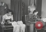 Immagine di Per donna giovane Associazione Cristiana New York United States USA, 1940, secondo 59 filmato di repertorio 65675063282