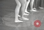 Immagine di Per donna giovane Associazione Cristiana New York United States USA, 1940, secondo 31 filmato di repertorio 65675063285