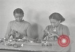 Immagine di Per donna giovane Associazione Cristiana New York United States USA, 1940, secondo 24 filmato di repertorio 65675063286