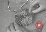 Immagine di Per donna giovane Associazione Cristiana New York United States USA, 1940, secondo 33 filmato di repertorio 65675063286