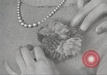Immagine di Per donna giovane Associazione Cristiana New York United States USA, 1940, secondo 39 filmato di repertorio 65675063286