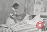 Immagine di Per donna giovane Associazione Cristiana New York United States USA, 1940, secondo 22 filmato di repertorio 65675063287