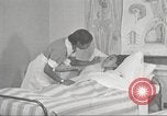 Immagine di Per donna giovane Associazione Cristiana New York United States USA, 1940, secondo 24 filmato di repertorio 65675063287