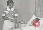 Immagine di Per donna giovane Associazione Cristiana New York United States USA, 1940, secondo 35 filmato di repertorio 65675063287