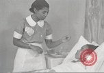 Immagine di Per donna giovane Associazione Cristiana New York United States USA, 1940, secondo 38 filmato di repertorio 65675063287