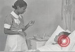 Immagine di Per donna giovane Associazione Cristiana New York United States USA, 1940, secondo 40 filmato di repertorio 65675063287