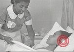 Immagine di Per donna giovane Associazione Cristiana New York United States USA, 1940, secondo 47 filmato di repertorio 65675063287