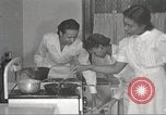 Immagine di Per donna giovane Associazione Cristiana New York United States USA, 1940, secondo 34 filmato di repertorio 65675063288
