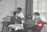 Immagine di Per donna giovane Associazione Cristiana New York United States USA, 1940, secondo 51 filmato di repertorio 65675063288