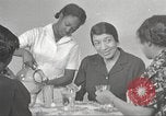 Immagine di Per donna giovane Associazione Cristiana New York United States USA, 1940, secondo 57 filmato di repertorio 65675063288