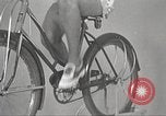 Immagine di Per donna giovane Associazione Cristiana New York United States USA, 1940, secondo 19 filmato di repertorio 65675063290