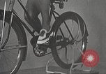 Immagine di Per donna giovane Associazione Cristiana New York United States USA, 1940, secondo 22 filmato di repertorio 65675063290
