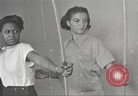 Immagine di Per donna giovane Associazione Cristiana New York United States USA, 1940, secondo 40 filmato di repertorio 65675063290