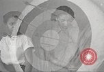 Immagine di Per donna giovane Associazione Cristiana New York United States USA, 1940, secondo 46 filmato di repertorio 65675063290