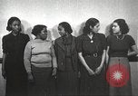 Immagine di Per donna giovane Associazione Cristiana New York United States USA, 1940, secondo 5 filmato di repertorio 65675063292