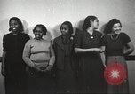 Immagine di Per donna giovane Associazione Cristiana New York United States USA, 1940, secondo 11 filmato di repertorio 65675063292