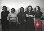 Immagine di Per donna giovane Associazione Cristiana New York United States USA, 1940, secondo 16 filmato di repertorio 65675063292