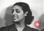 Immagine di Per donna giovane Associazione Cristiana New York United States USA, 1940, secondo 27 filmato di repertorio 65675063292