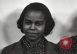 Immagine di Per donna giovane Associazione Cristiana New York United States USA, 1940, secondo 34 filmato di repertorio 65675063292